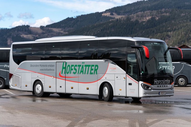 Luxus Class 50-Sitzer